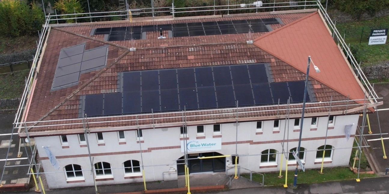 How Are Solar Panels Fixed to a Roof?